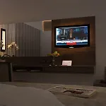 Hotel Angela Downtown
