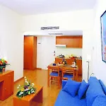 Angela Downtown Hotel 3*