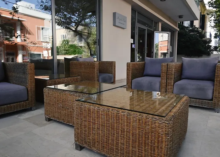 Hotell Angela Downtown