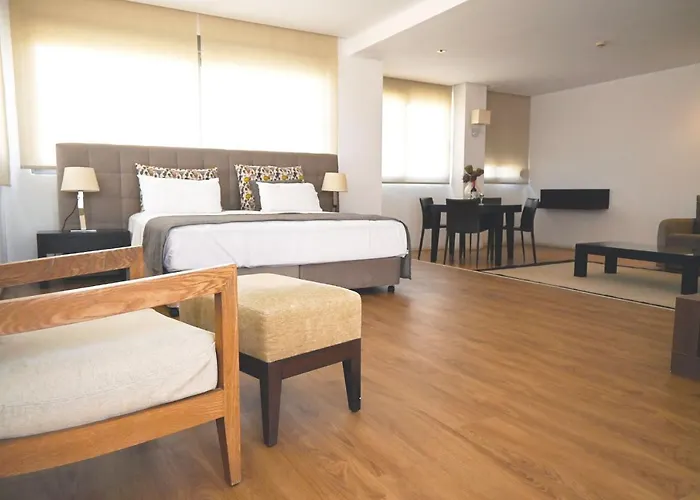 Angela Downtown 3*