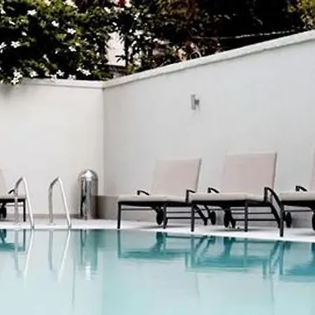 Otel Angela Downtown 3*