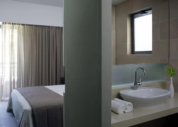 Hotel Angela Downtown Rhodes City