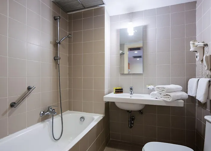 Angela Downtown Hotel 3*