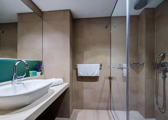 Angela Downtown Hotel 3*