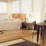 Ξενοδοχείο Angela Downtown 3*