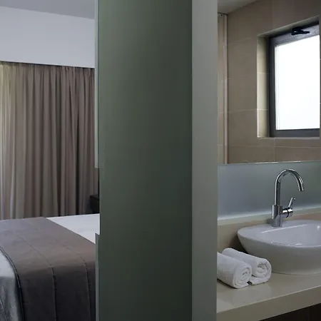 Angela Downtown فندق